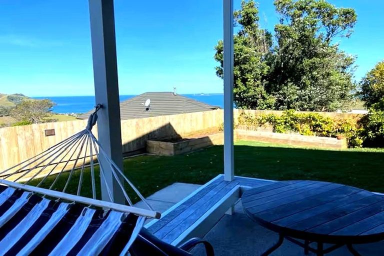 Photo of property in 142 Centennial Drive, Whitianga, 3510