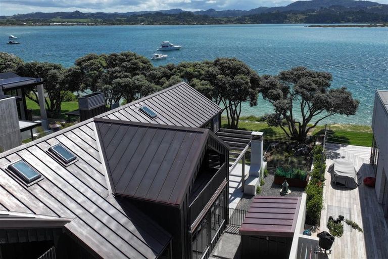 Photo of property in 10 Ida Way, Omaha, 0986