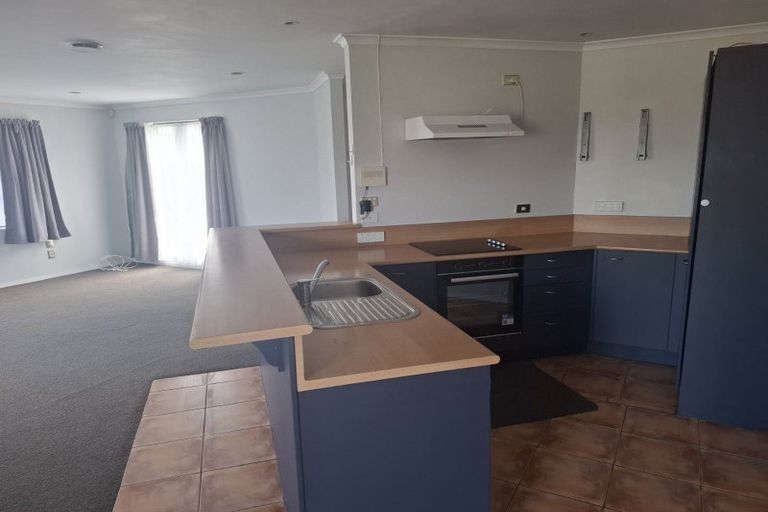 Photo of property in 9 Sandhurst Place, Nawton, Hamilton, 3200