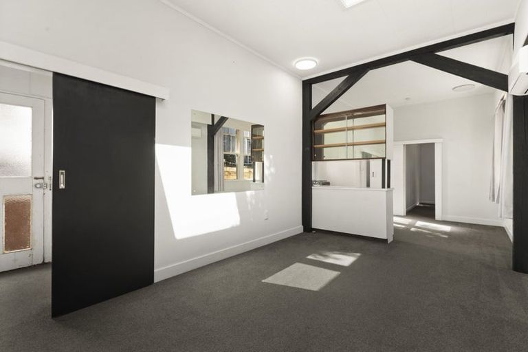 Photo of property in 7 Carrington Street, Mount Cook, Wellington, 6021