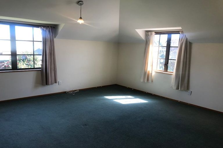 Photo of property in 19 Wadeley Road, Ilam, Christchurch, 8041