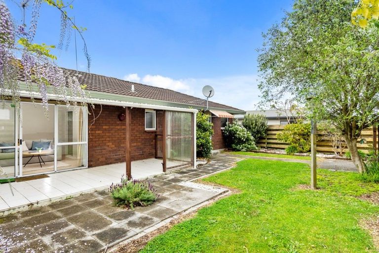 Photo of property in 2 Opal Drive, Papamoa Beach, Papamoa, 3118