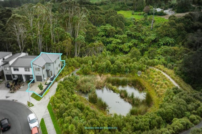 Photo of property in 11 Kaimai Avenue, Massey, Auckland, 0614