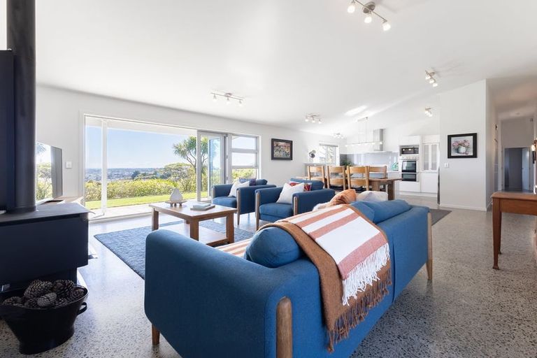 Photo of property in 5 Ocean Vista Lane, Paraparaumu, 5032