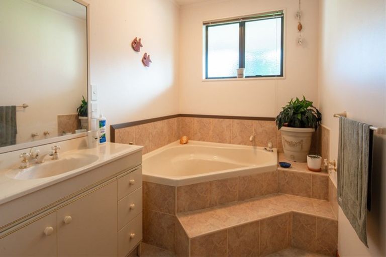 Photo of property in 69 Prole Road, Omokoroa, Tauranga, 3172