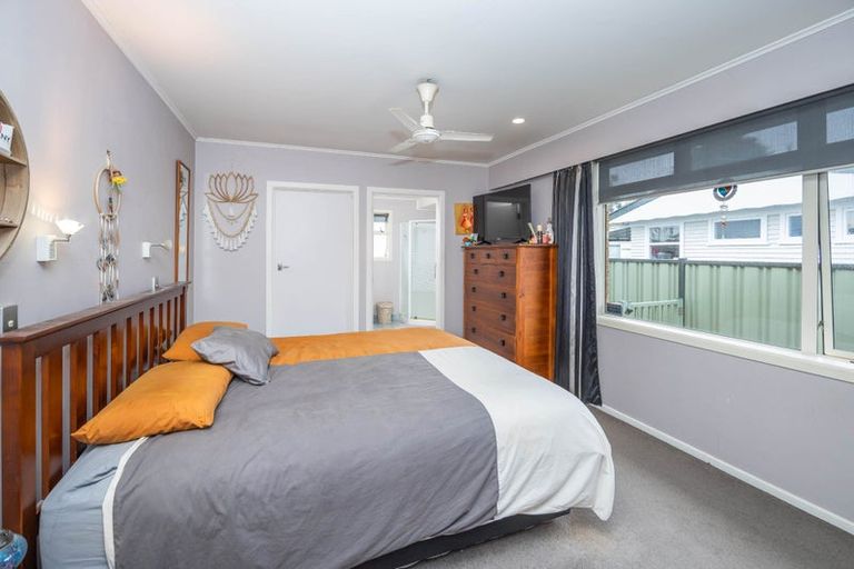 Photo of property in 14 Jeanette Street, Glenview, Hamilton, 3206