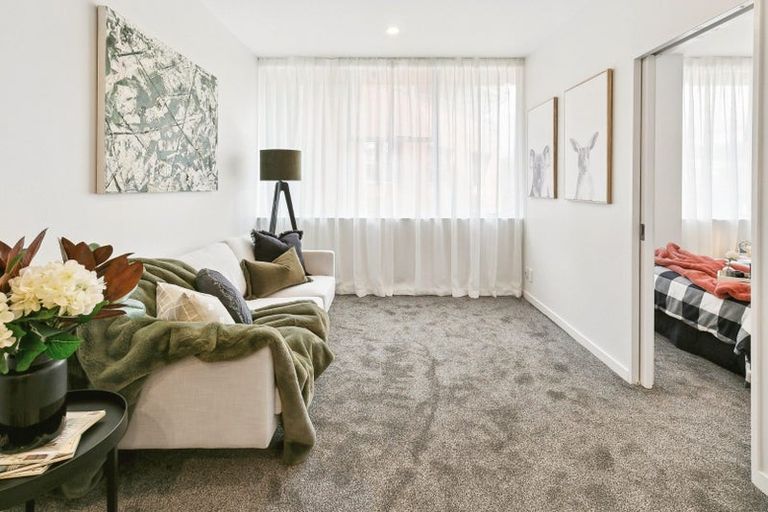 Photo of property in Terrace Tower Apartments, 11d/126 The Terrace, Wellington Central, Wellington, 6011