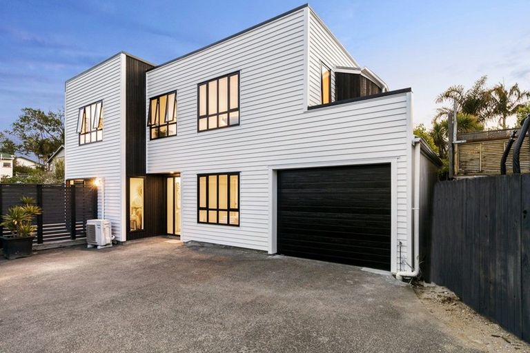 Photo of property in 8 Euston Road, Sandringham, Auckland, 1025