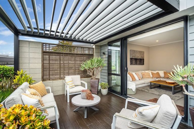 Photo of property in 2 Chaffinch Road, Hobsonville, Auckland, 0616