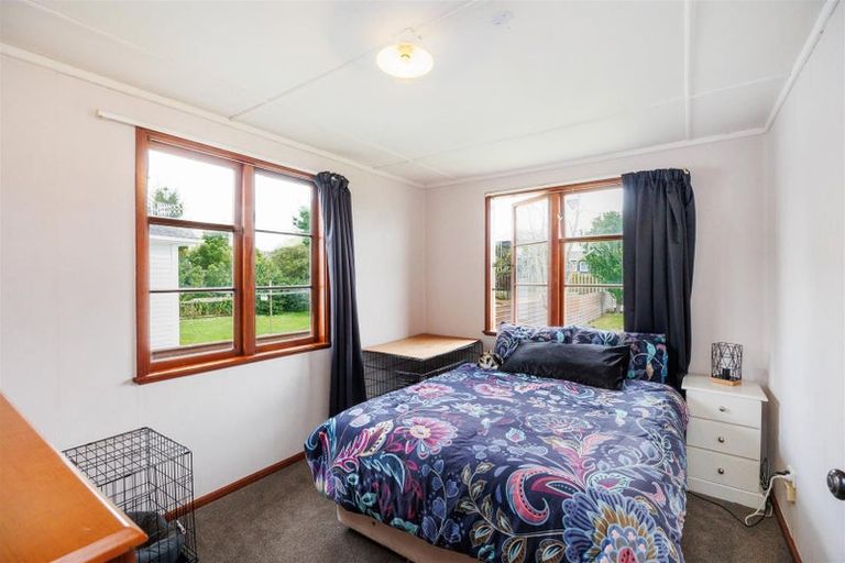 Photo of property in 6 Johnson Street, Bulls, 4818