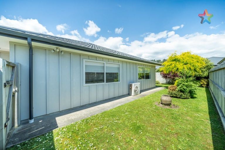 Photo of property in 1382 High Street, Taita, Lower Hutt, 5011