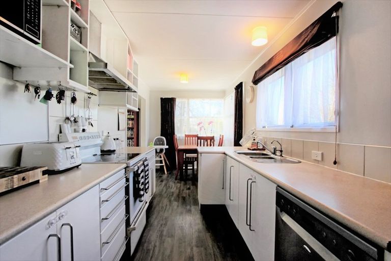 Photo of property in 14 Beryl Place, Pukehangi, Rotorua, 3015