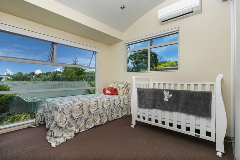 Photo of property in 1/40 Beulah Avenue, Rothesay Bay, Auckland, 0630