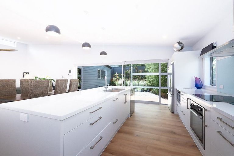 Photo of property in 30 Totara Heights Way, Paihia, 0200