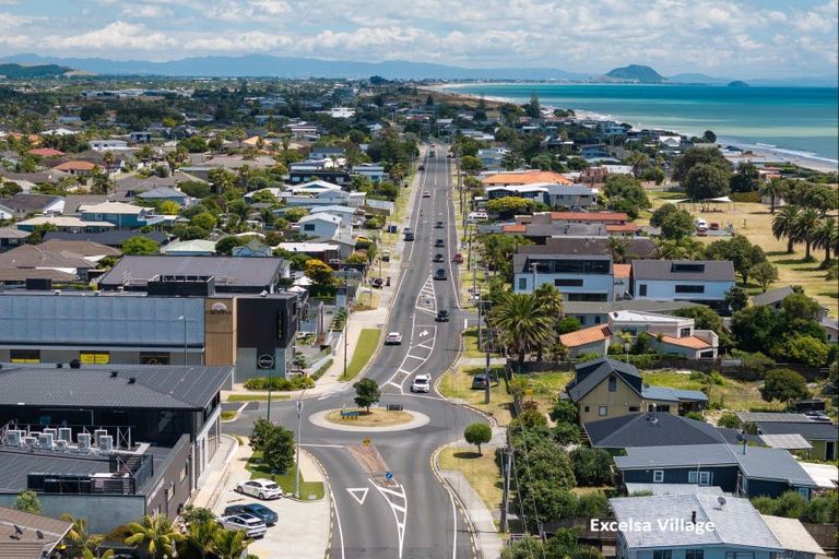 Photo of property in 32 Karewa Parade, Papamoa Beach, Papamoa, 3118