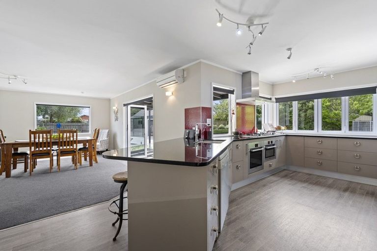 Photo of property in 60 Rata Street, Hawera, 4610