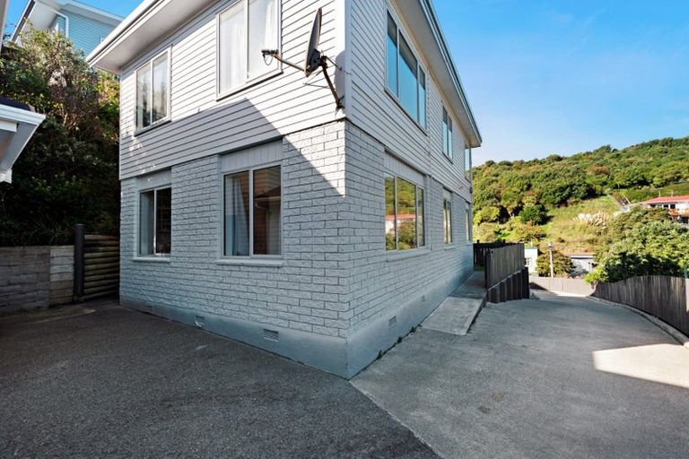 Photo of property in 116 Severn Street, Island Bay, Wellington, 6023