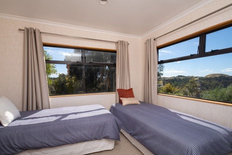 Photo of property in 124 Puketapu Road, Taradale, Napier, 4112