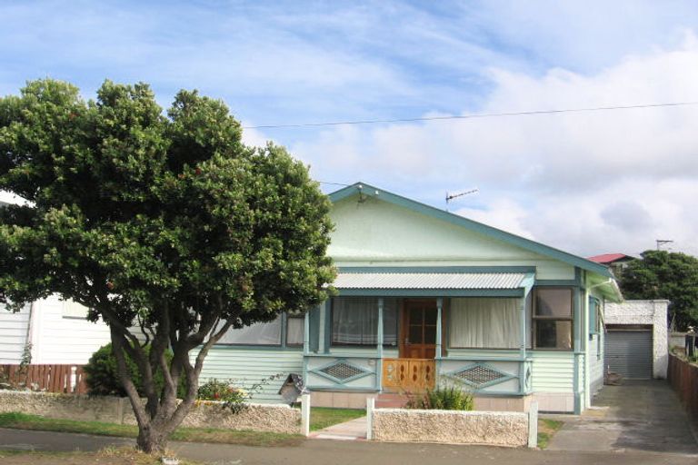Photo of property in 81 Kauri Street, Miramar, Wellington, 6022