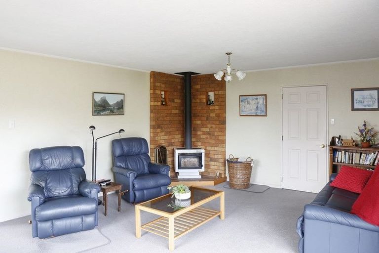 Photo of property in 15 Gordon Street, Weston, Oamaru, 9401