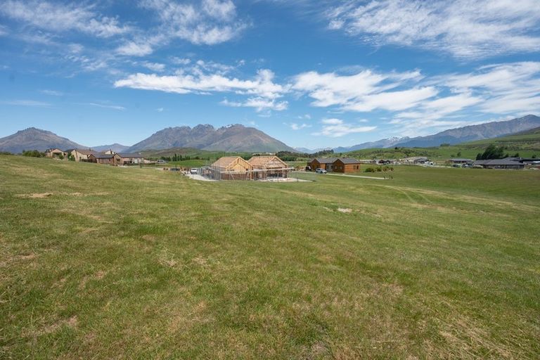 Photo of property in 50 Cunninghams Drive, Jacks Point, Queenstown, 9371