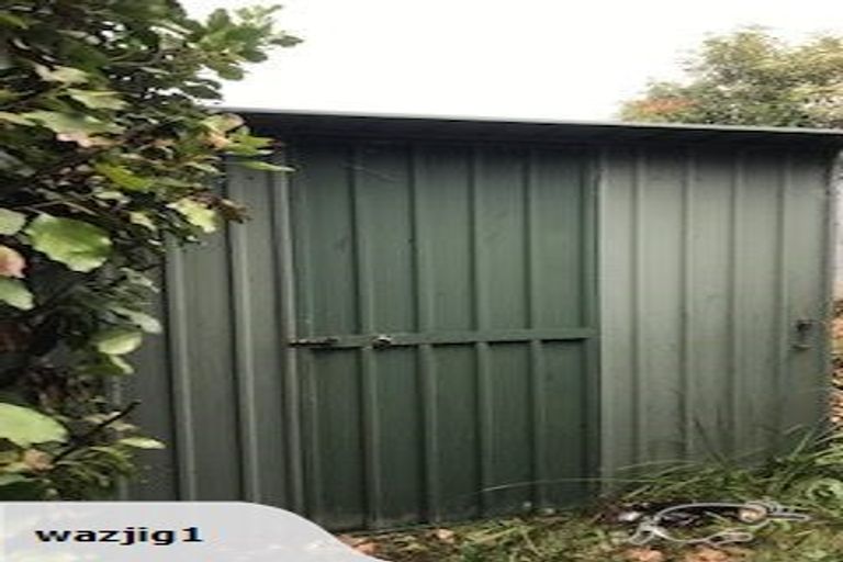 Photo of property in 4b Fernleigh Avenue, Waiuku, 2123