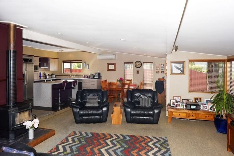 Photo of property in 82 Shields Street, Clyde, 9330