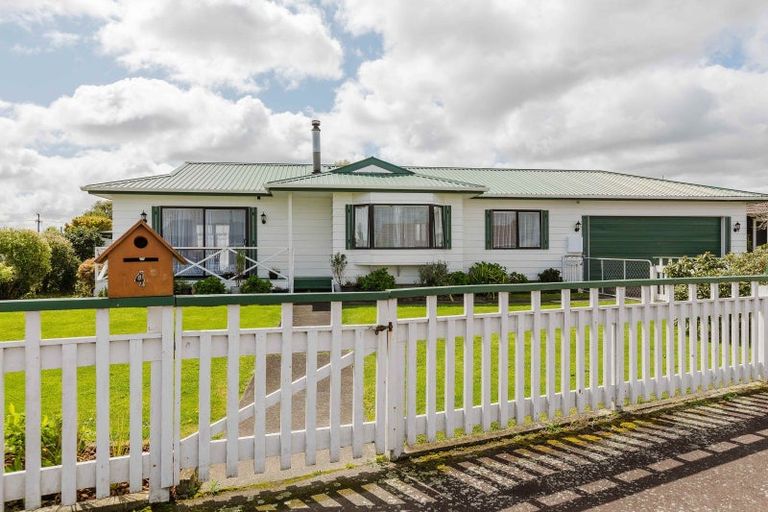 Photo of property in 4 Maire Street, Pahiatua, 4910