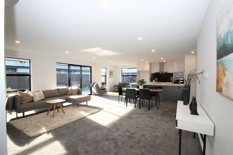 Photo of property in 38 Owhiro Avenue, Mosgiel, 9024