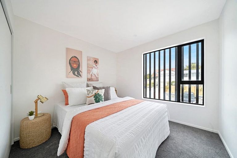 Photo of property in 4/32 Brandon Road, Glen Eden, Auckland, 0602