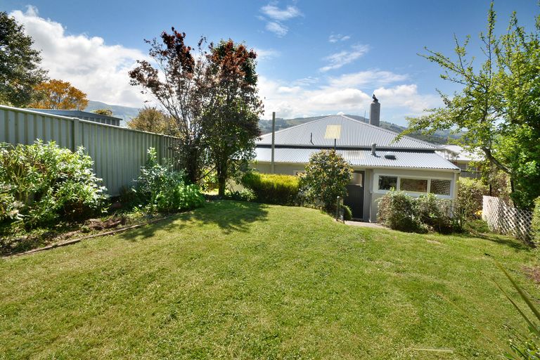 Photo of property in 48 Brownville Crescent, Maori Hill, Dunedin, 9010