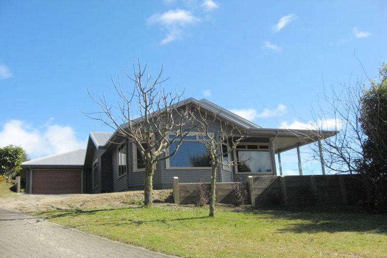 Photo of property in 2 Ruahoata Lane, Motuoapa, 3382