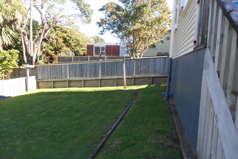 Photo of property in 22 Ngaio Street, Strandon, New Plymouth, 4312
