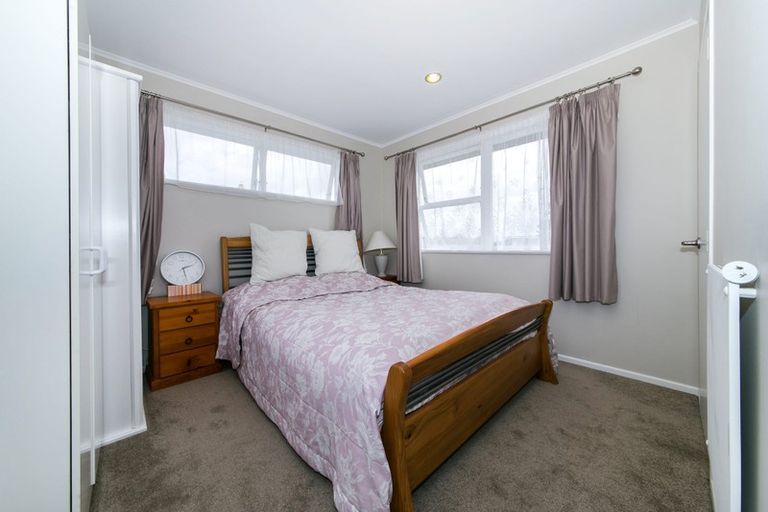 Photo of property in 13 Wycherley Drive, Bucklands Beach, Auckland, 2014