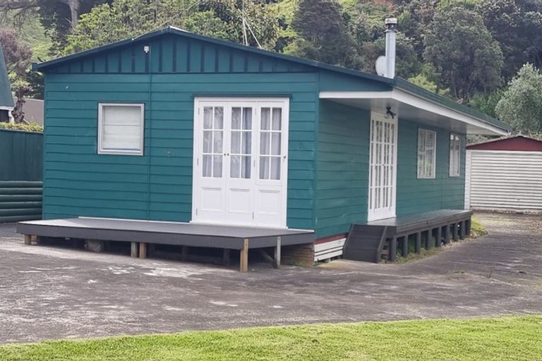 Photo of property in 7 Turei Road, Kawakawa Bay, Papakura, 2585