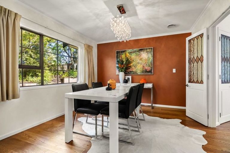 Photo of property in 98 Onetaunga Road, Chatswood, Auckland, 0626