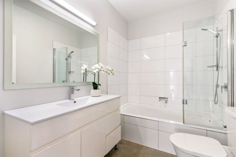 Photo of property in 4 Aberdare Court, Jacks Point, Queenstown, 9371