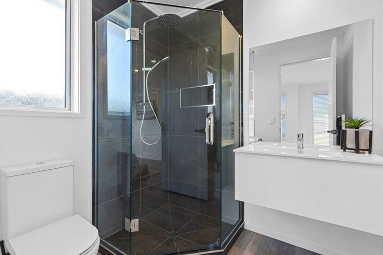 Photo of property in 9 Kamokore Glade, Pyes Pa, Tauranga, 3112