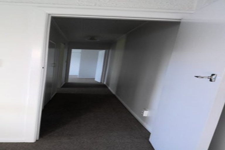 Photo of property in 53 Great South Road, Papakura, 2110