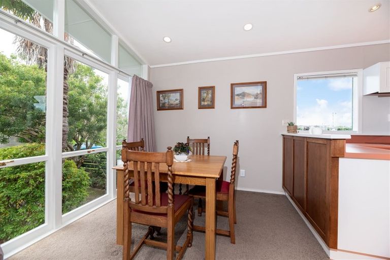 Photo of property in 58 Lynden Avenue, Hillcrest, Auckland, 0627