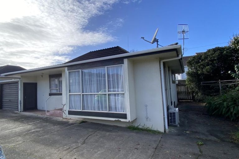 Photo of property in 17 Manse Street, Regent, Whangarei, 0112