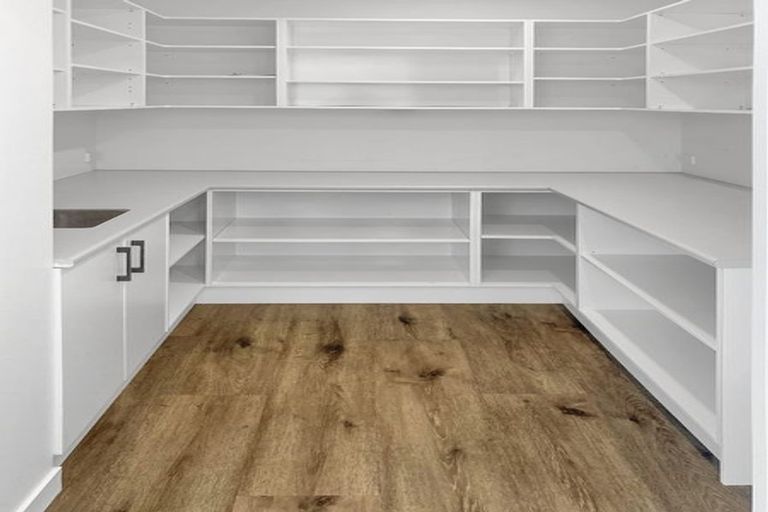 Photo of property in 24 Kaituna Place, Te Awa, Napier, 4110