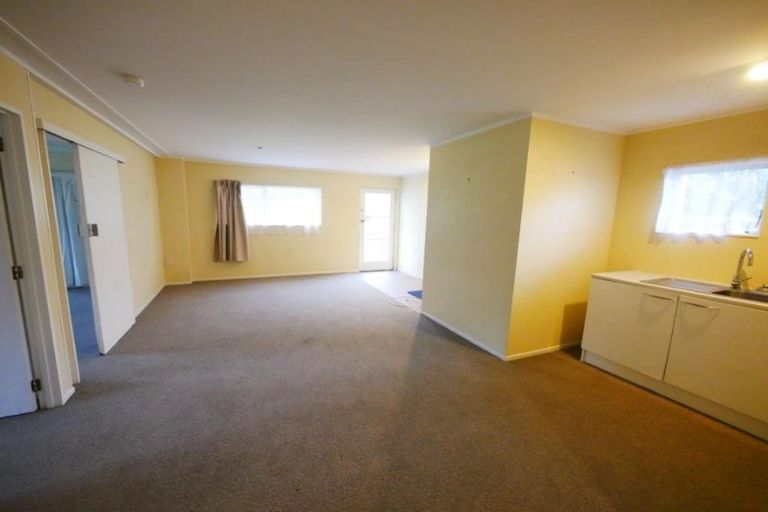 Photo of property in 384 Great South Road, Opaheke, Papakura, 2113