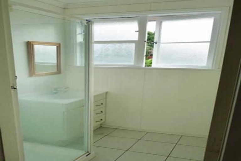 Photo of property in 1068 Heaphy Terrace, Fairfield, Hamilton, 3214