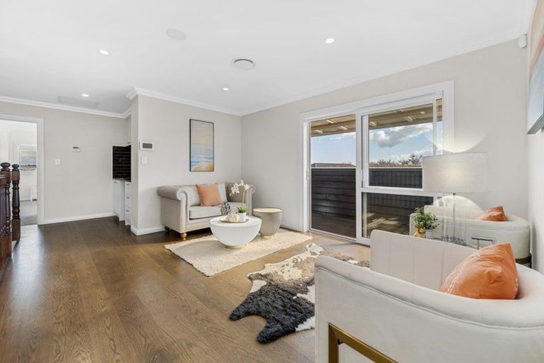 Photo of property in 16 Evelina Lane, Flat Bush, Auckland, 2019