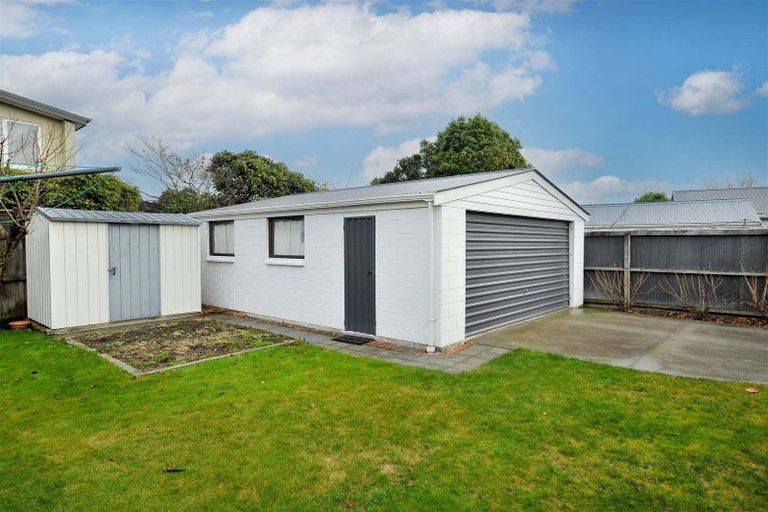 Photo of property in 17 Wilfrid Street, Ilam, Christchurch, 8041