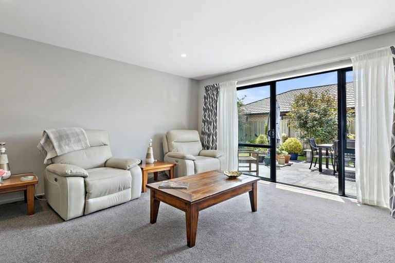 Photo of property in 59 Grimseys Road, Redwood, Christchurch, 8051