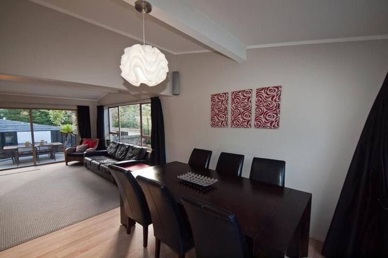 Photo of property in 3 Caesars Place, Churton Park, Wellington, 6037