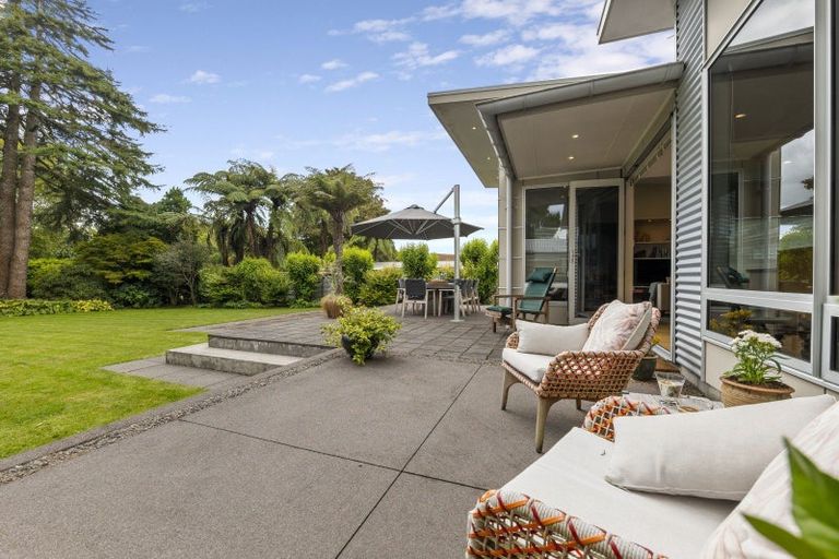 Photo of property in 10 Olivia Street, Stratford, 4332