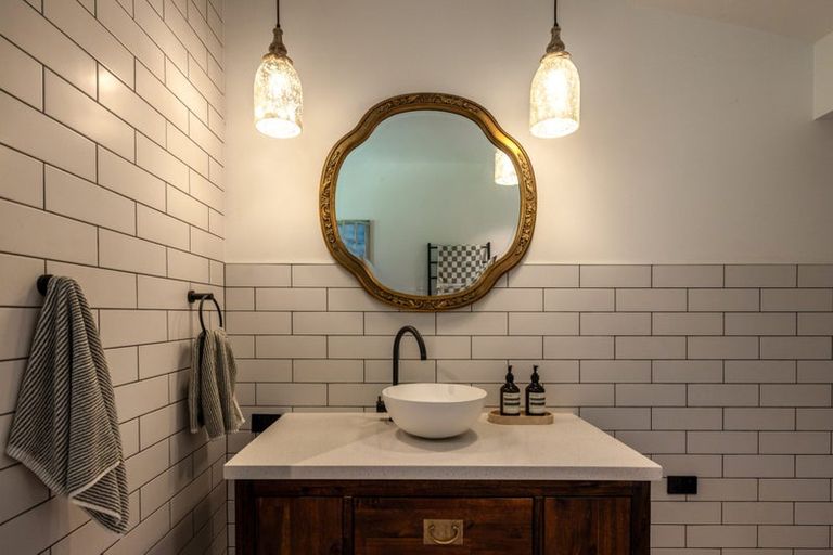 Photo of property in 47 Wilma Road, Ostend, Waiheke Island, 1081